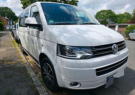 VW T5 Multivan Volkswagen HIGHLINE / Leder / 179 PS