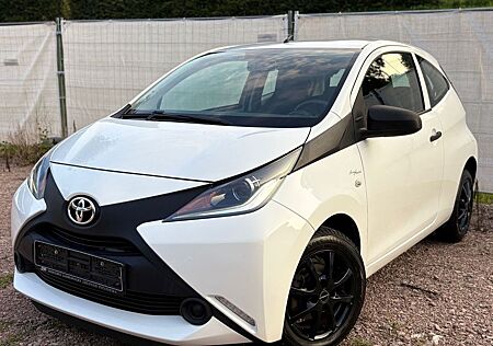 Toyota Aygo (X) Aygo (X) 1,0-l-VVT-i 2.Hand | 52Tkm | TÜV 08/27