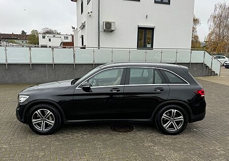 Mercedes-Benz GLC 300 e 4Matic*CAM*SHZ/VIRT/TOT/18 ZOLL/