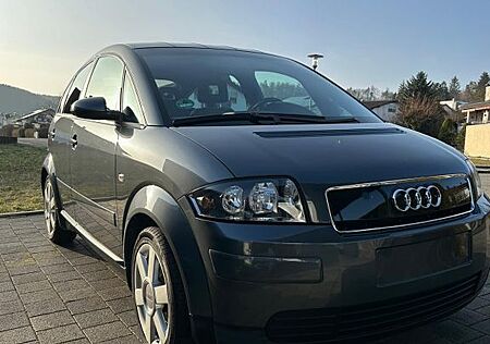 Audi A2 1.6 FSI -