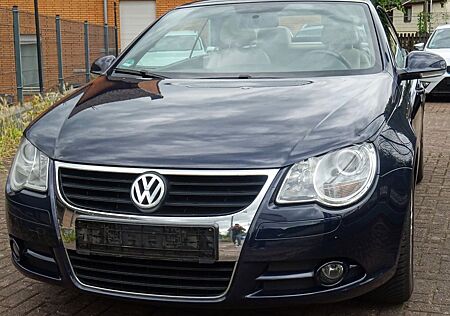 VW Eos Volkswagen 2.0/Klima/Leder/PDC/Sitzh./Tem./Panoramadach