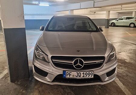 Mercedes-Benz CLA 200 - AMG Paket