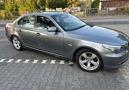 BMW 523i Limousine