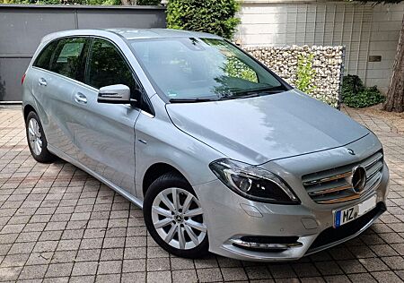 Mercedes-Benz B 180 * * Benzin * Xenon