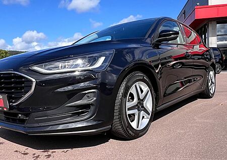 Ford Focus 1.5 TDCI Cool & Connect *LED+Sitzh.*