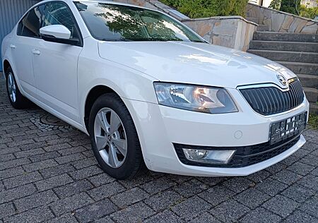 Skoda Octavia 2.0 TDI Limousine ** 1 5 0 PS**