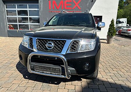 Nissan Navara Double Cab LE 4X4 Leder AHK SH