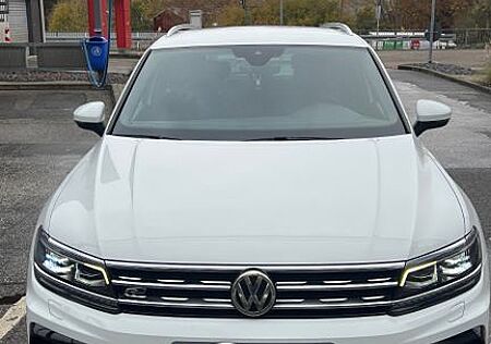 VW Tiguan Volkswagen 2.0 TSI 162kW DSG 4MOTION Highline/R-Lin