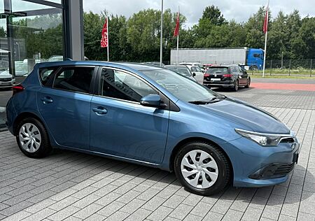 Toyota Auris Cool