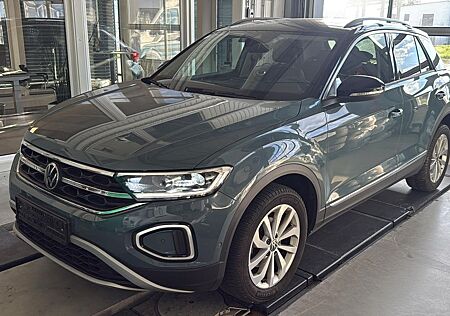 VW T-Roc Volkswagen 1.5. TSI DSG Style 17 AHK LED
