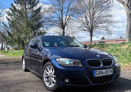 BMW 320d Touring - AHK SHZ Tüv April neu