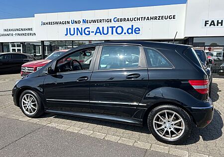 Mercedes-Benz B 180 SPORTPAKET PDC TEILLEDER