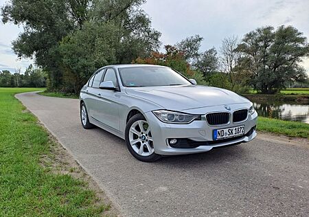 BMW 328i Sport Line Sport Line