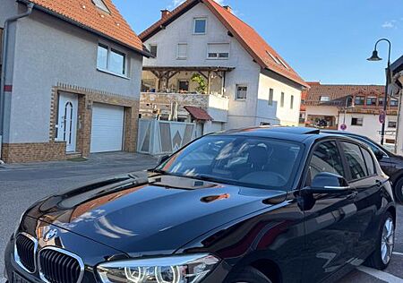BMW 118i Baureihe 5-trg. 118 i BBS,LED,SCHIEBEDACH