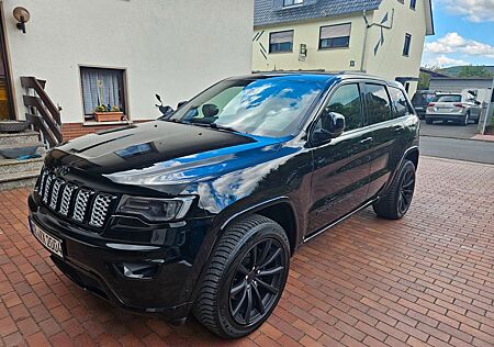 Jeep Grand Cherokee 3.0l V6 MultiJet 184kW Night ...