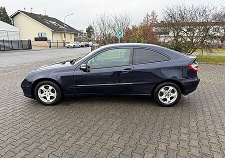 Mercedes-Benz C 180 C Sportcoupe Kompressor. SPORTPAKET!