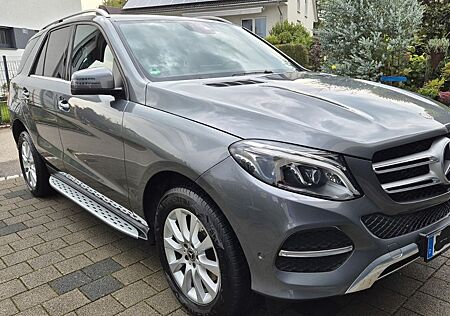 Mercedes-Benz GLE 250 d 4MATIC - Wenig Kilometer - top Zustand