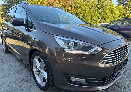 Ford Grand C-Max Titanium 7 SITZE