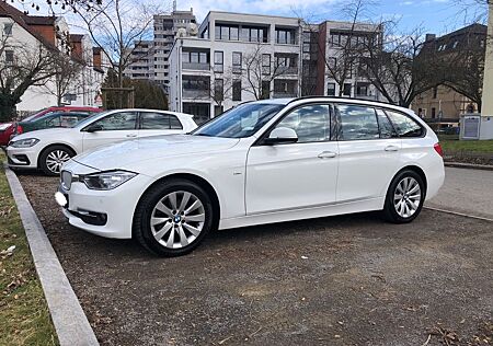 BMW 320d Touring Modern Line X Drive