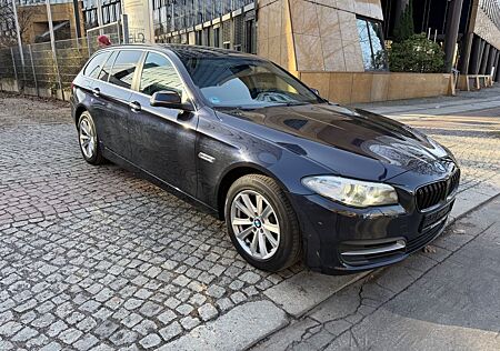 BMW 520d FACELIFT XENON NAVI EURO 6 EL KLAPPE