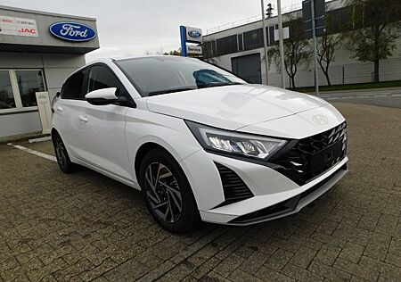 Hyundai i20 Trend 1,0 74kw, Navi / Led / Klima / Alu