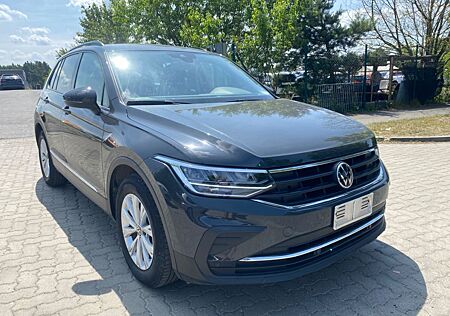 VW Tiguan Volkswagen Life