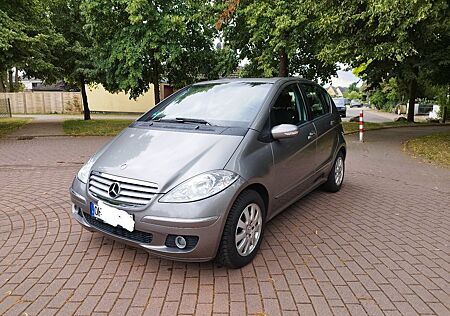 Mercedes-Benz A 170 ELEGANCE Elegance , Automatik Panoramdach.