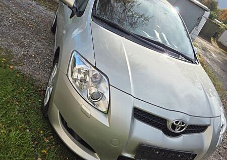 Toyota Auris 1.6 VVT-i Sol Sol