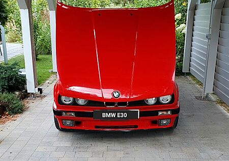 BMW 318is 318 unverbastelt