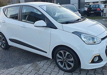 Hyundai i10 FIFA World Cup Edition/Bremsen Neu/ Garantie