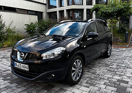 Nissan Qashqai+2 Qashqai+2 1.6 dCi / AHK / Panorama / 8 x Reifen
