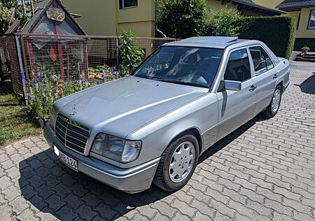 Mercedes-Benz E 220 AKTIV Aktiv