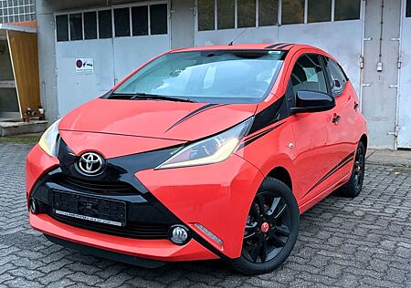 Toyota Aygo (X) -cite /Klima/TÜV 11/27 /8Fach/Scheckheft