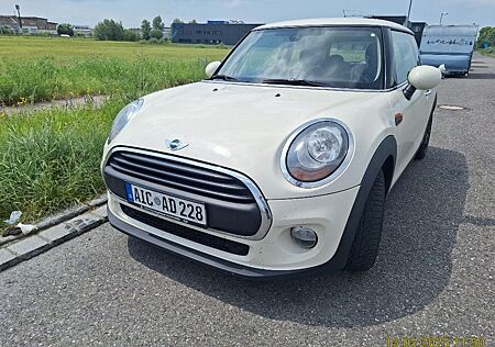 Mini ONE , SH, TÜV, Service Neu