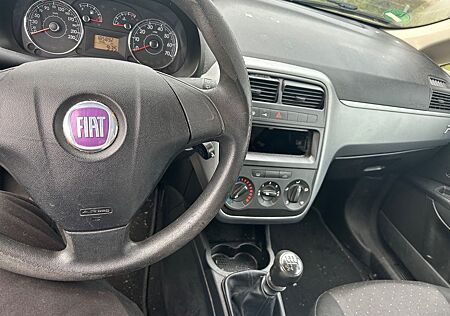 Fiat Punto 1.2 8V Active Active