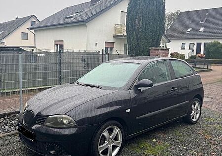 Seat Ibiza 1.4 16V 63kW Sport Edition Sport Edition