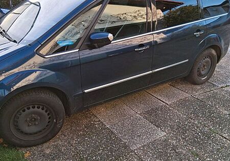 Ford Galaxy 2,0 TDCi 120kW DPF Titanium PowerShif...