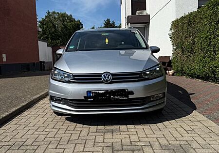 VW Touran Volkswagen 2.0 TDI SCR DSG Highline Highline
