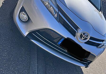 Toyota Verso 1.8l Valvematic Comfort 5-Sitzer Comfort