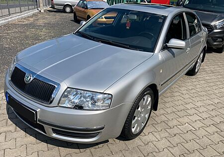 Skoda Superb 2.8 V6 Tiptronic Elegance mit Autogas