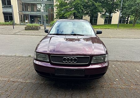Audi A4 1.6