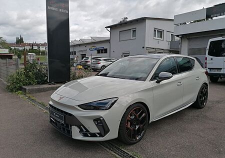 Cupra Leon 2.0 TSI 300 PS VZ EXTREME AHK/PANO/5J GAR.
