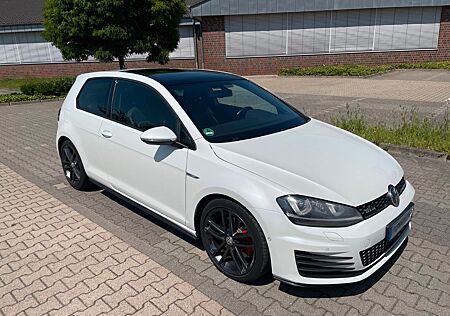 VW Golf Volkswagen 2.0 TDI DSG GTD Vollleder, Dyn,DCC,Oryx