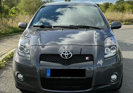 Toyota Yaris 1,8-l-Dual-VVT-i TS TS