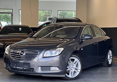 Opel Insignia A Lim. Cosmo.Navi.PDC.1Hand.AHK