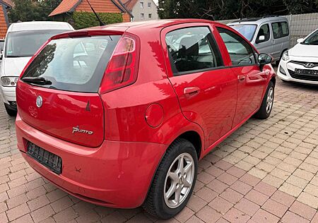 Fiat Grande Punto 1.4 8V Active TÜV 11/ 2026