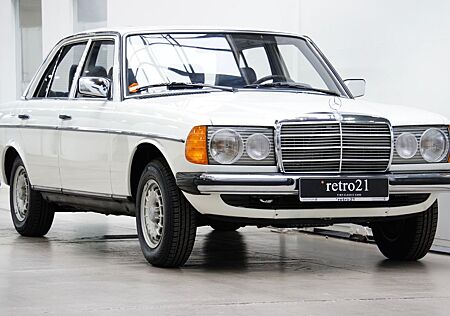 Mercedes-Benz 200 W123 **Originalzustand*nur 87tkm