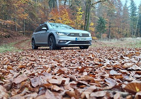 VW Passat Alltrack Volkswagen 2.0 TDI 239 PS 4MOTION Highline