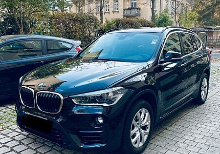 BMW X1 sDrive18i Sport Line, Business Paket