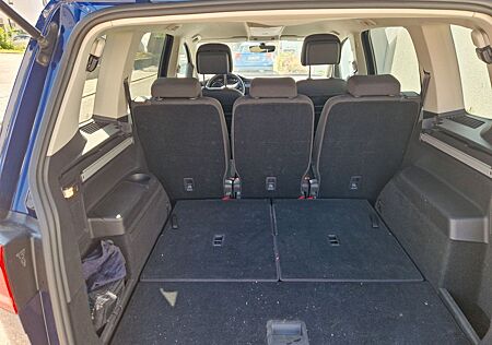 VW Touran Volkswagen 2.0 TDI SCR DSG Highline Highline